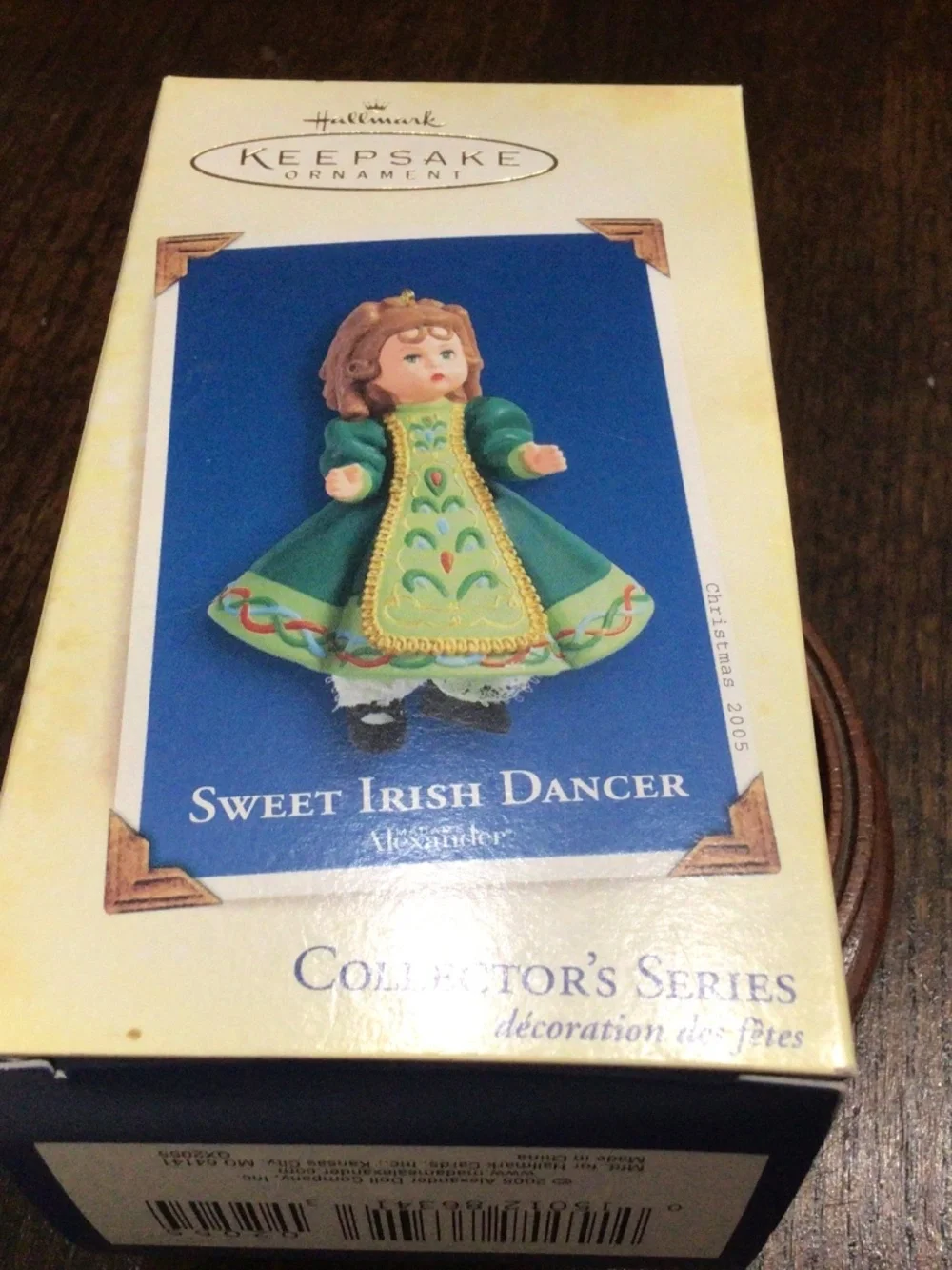 Vintage, Hallmark keepsake ornament Sweet Irish Dancer, Madame Alexander 2005